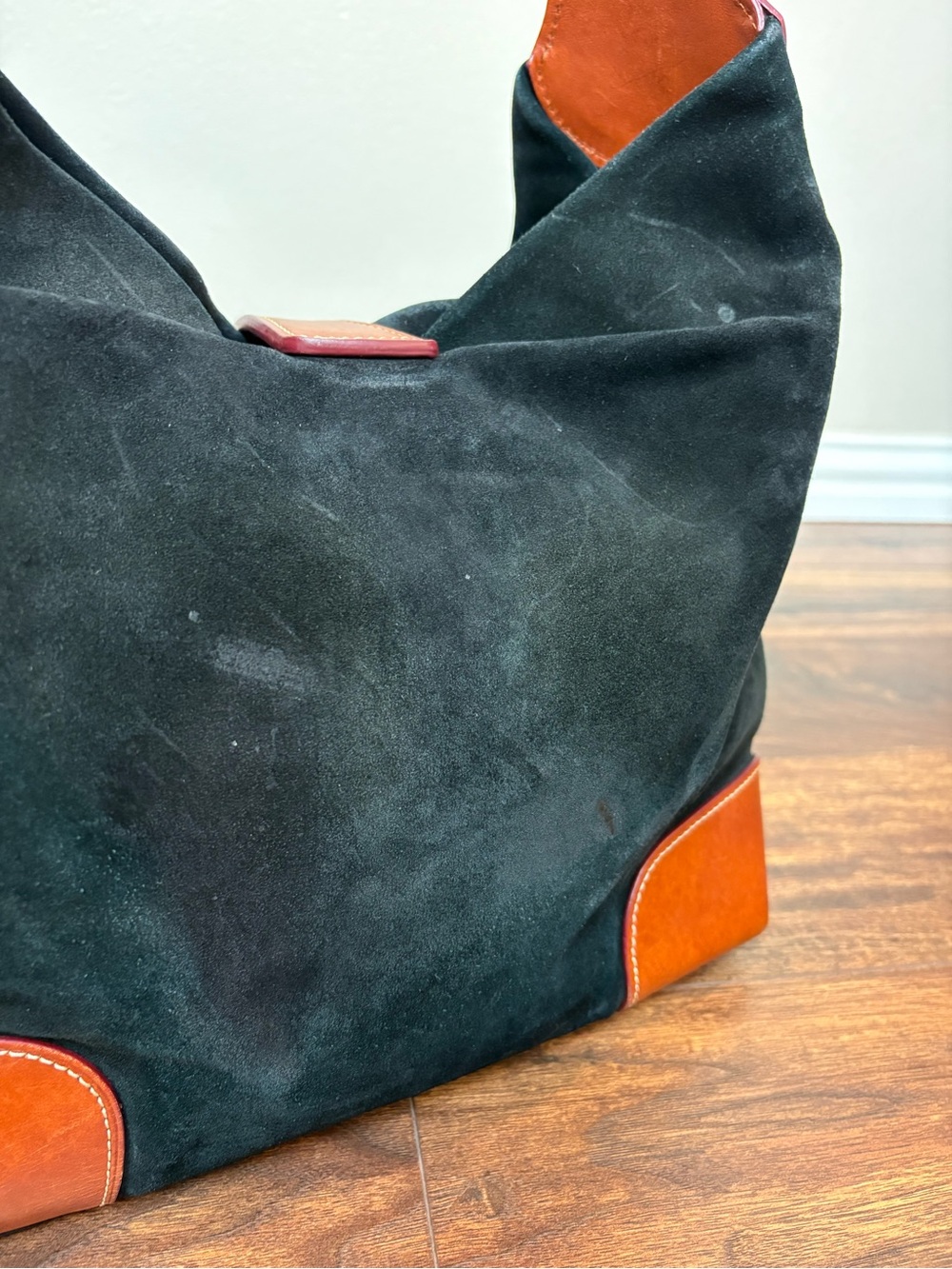 Dooney & Bourke Black Medium Suede Slouchy Hobo Shoulder Bag - Picture 4 of 12